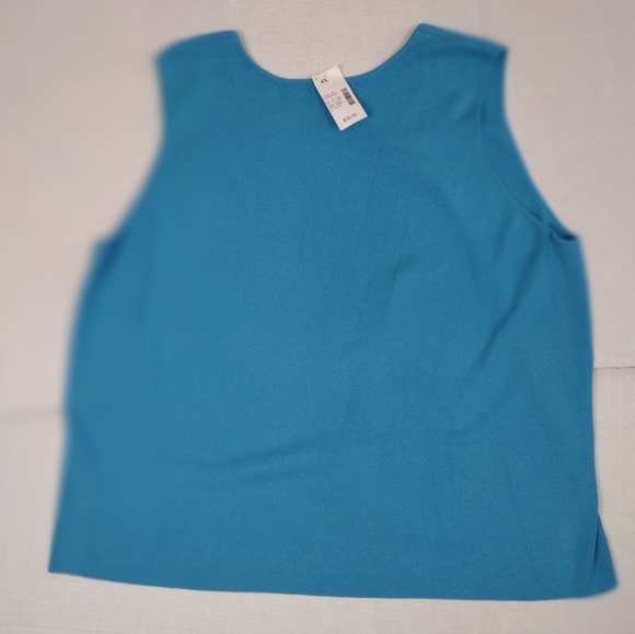 x2 Maggie Barnes TAGS Tank Tops, 4X/ 26W, Round neck, stretch,Turquoise & FUSCIA - Picture 9 of 10